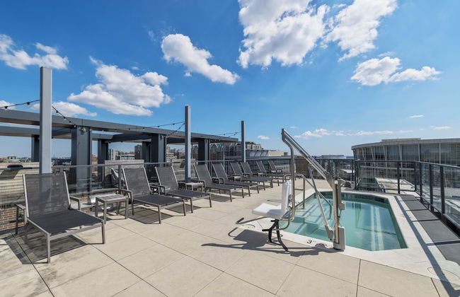 Placemakr Marymount Ballston - Photo 64