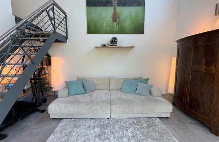 Exklusives Architektenhaus, Pool und Privateinfahrt - Foto 4