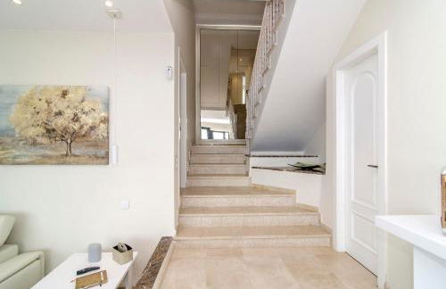 Sitges Spaces Sea View Villa- 6 Bedrooms, 5 bathrooms, 2 private pools, Near center - Foto 16