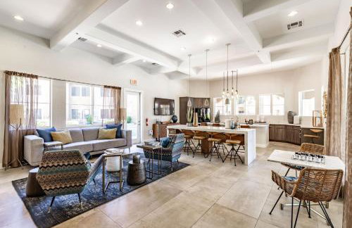 Luxury Vacation Rentals by Meridian CondoResorts - Foto 24