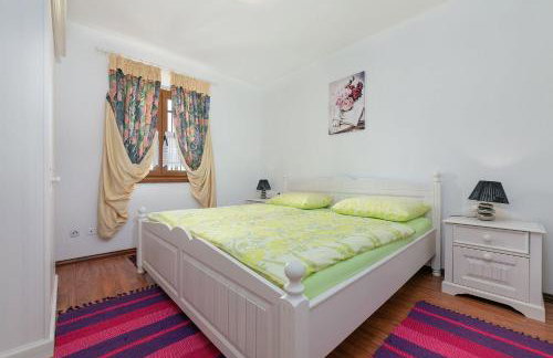 Mediterrane Villa mit privatem Salzwasserpool, Babybett, Whirlpool, Tischtennis, Spielplatz - Foto 19