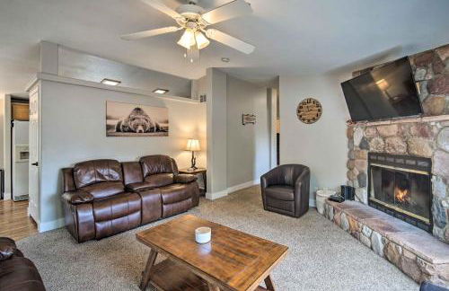 8 Mi to Big Bear Lake and Village Sugarloaf Cabin! - Foto 5