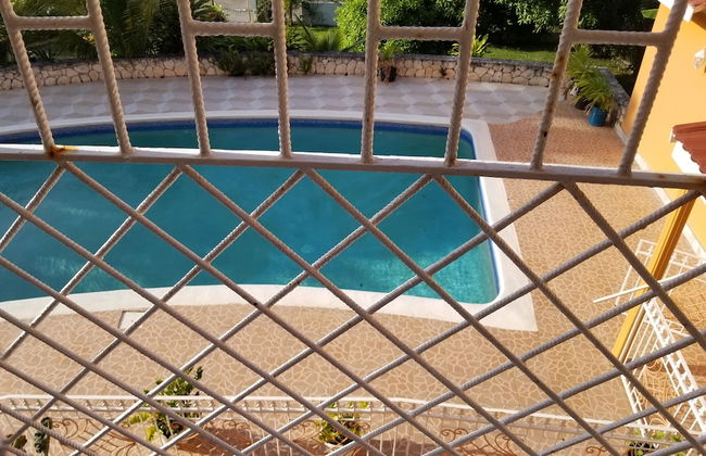 Holiday House Second floor Ste - Photo 55