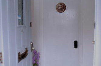 PrimeLuxe Stays - Modern 1BR Apartment with Private Garden Sleeps 4 Near ExCeL and London City Airport - Photo 20