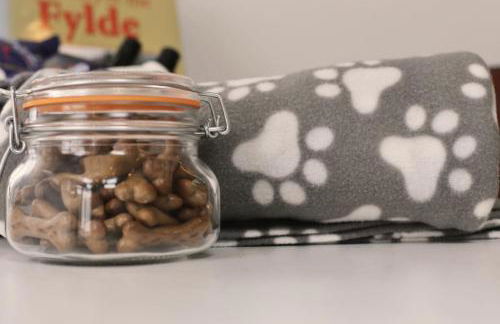 Stunning Coach House with two bedrooms and parking - Foto 19