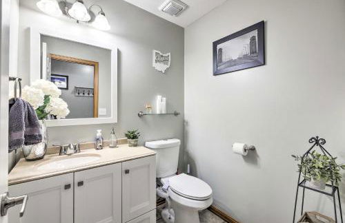 Large Cleveland Home with Fire Pit and Backyard! - Foto 13