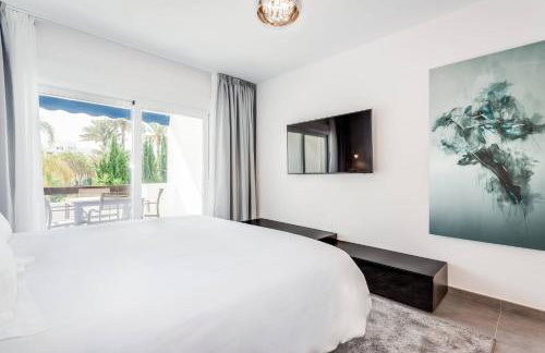 by RIVA - Spectacular Studio in Medina Garden of Puerto Banus - Foto 3