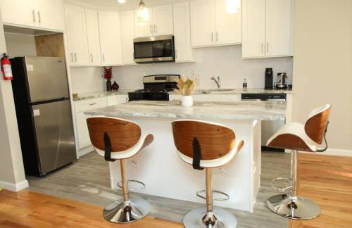 Grace Filled Apartment in Newark - Photo 31