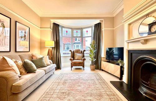 Windsor Coastal Retreat Whitley Bay Sleeps 9 - Foto 52