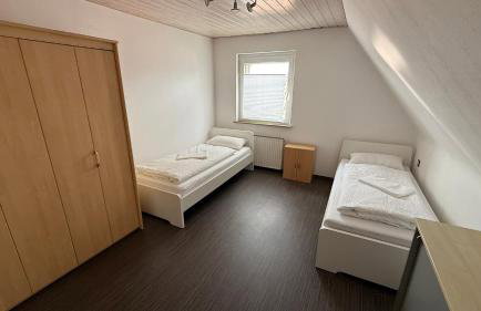 House in Sarstedt! contactless check-in 20P - Foto 6