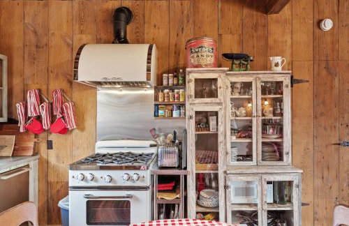 Ada's Peach Street Hideaway - Foto 9
