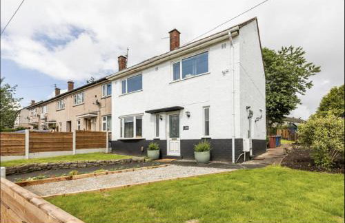 Lookout 5-Bed House in Darwen Blackburn BB1 Free Parking Roadside - Foto 9