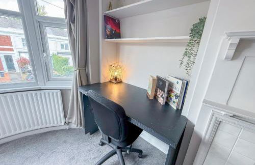 Spacious 3BDR House in New Malden with FREE Parking and Garden near Kingston upon Thames, Wimbledon & Raynes Park by NourNest Apartments - Foto 27