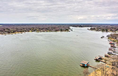 Lake View and Decks Pet-Friendly Mabank Home - Foto 35