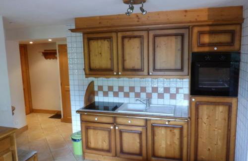 Bel appartement 3 pièces au pied des pistes avec parking - FR-1-458-260 - Foto 6