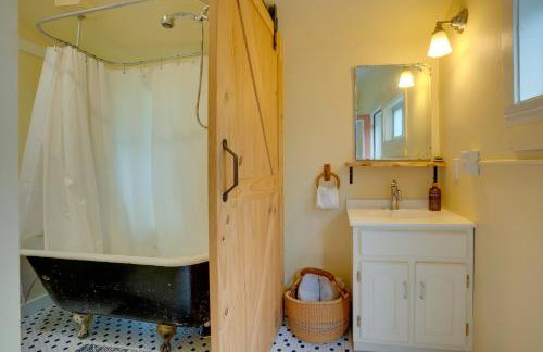 Pacific View Cottage - 100 High with Ocean Views - Foto 8