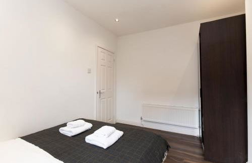 Pass the Keys 2BR House Garden Sleeps 6 Elizabeth Line - Foto 25
