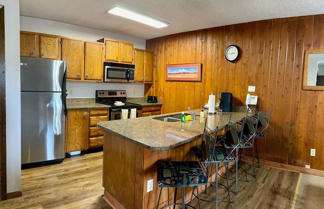 Silverado II Resort & Event Center - Photo 79