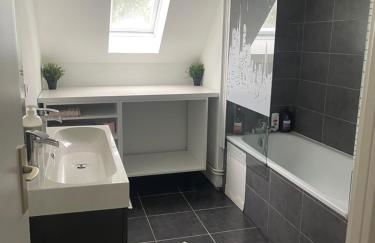 Belle maison à proximité de Château de Versailles avec parking - Foto 17