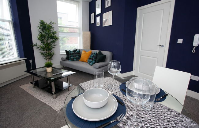 Cross St Boutique Apartment - Photo 9
