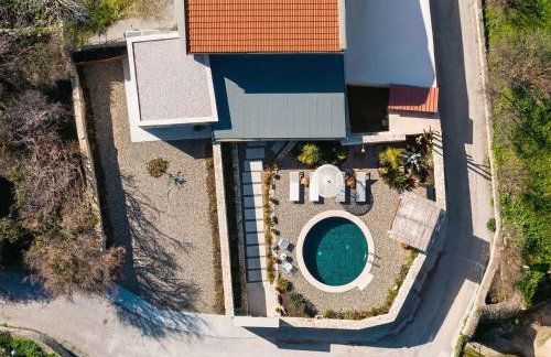 SunKeramos Retreat - "Free" Heated Pool Private Villa - Foto 38