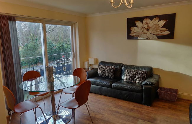 Waterfront Apartment In The Heart Of St Neots - Photo 14