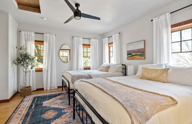 Urban Cowboy Villas - Heart of 704 - Foto 4