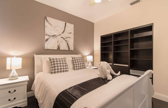 Dream House 5 Bedroom w/ Amazing Heated Pool - Foto 51