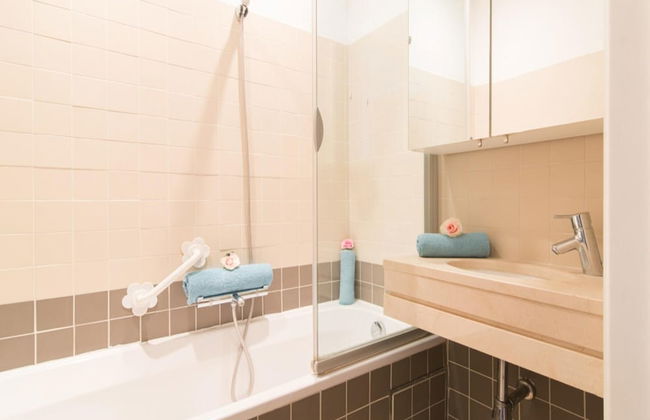 Apartment With Harbour Chanel View - Photo 7