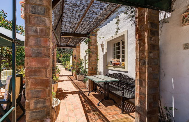 Holiday Home at Portimao With Fenced Garden - Photo 10