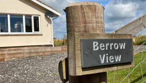 Cosy bungalow with views, walks, garden & parking. - Foto 2