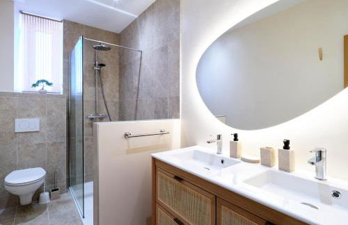 2BR Apartment near Colmar Centre - Boho Style, Hidden Room, Free Parking - Foto 7