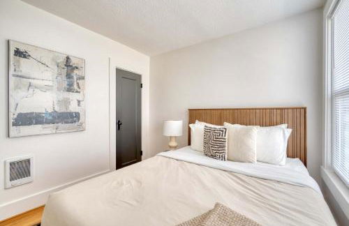 Stay Portland - La Casa Burnside -Local Eateries -Shops - Bars - Foto 8