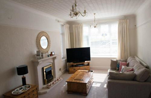 Mumbles - House - Seaside - Sleeps11 - PetFriendly - Foto 21
