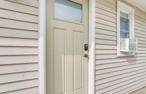 Lakefront Gem with Watercrafts and Dock in Coldwater! - Foto 23