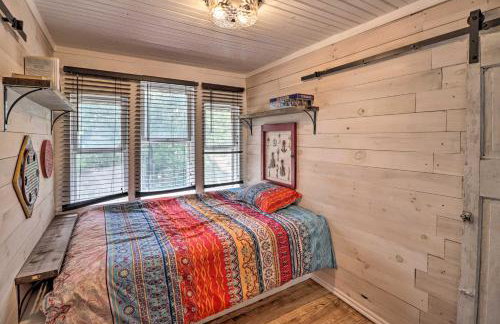 Country-Chic Cotter Home with Outdoor Living Space! - Foto 19