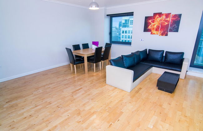 Canary Wharf - Corporate Riverside Apartments - Photo 16