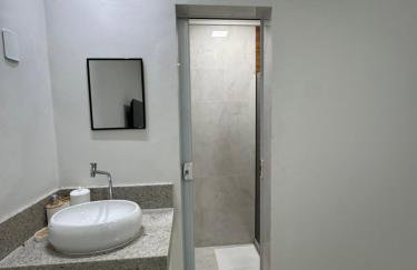 Loft 305A com Ar Condicionado no Bairro Muquiçaba, bem localizado para negócios e fácil acesso para todas as praias e montanhas da cidade - sem vaga de garagem - Foto 7