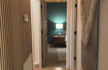 Modern Peaceful Nordic Cabin Near Lake with Pickleball-Basketball Court - Foto 19