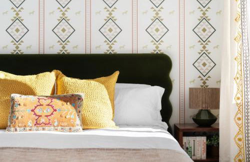 Heated Pool, Game Room, Outdoor Movies, Mins to Downtown, Sleeps 14 - Foto 19