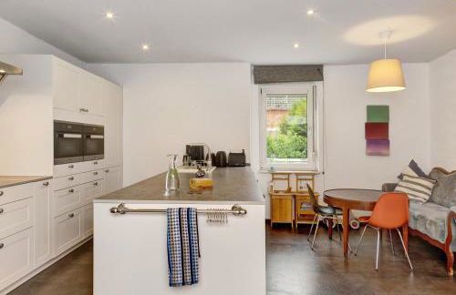 Vierseitenhof mit Pool - Foto 12