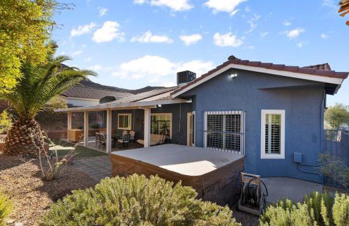 Bold Blue Retreat in Henderson - Foto 21