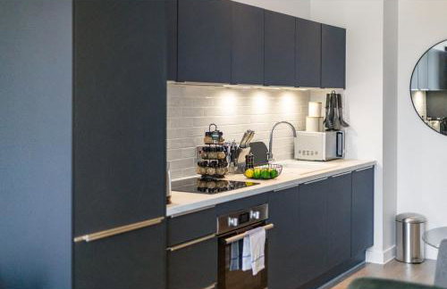 Cosmopolitan Living: Upscale 1BR Gem in Beckenham - Foto 18