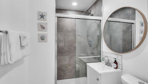 Galleria Apartments By Lowkl - Foto 5, towels, Shower