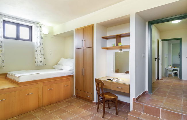 Villa in Kamisiana With Private Pool & Beach - Photo 2