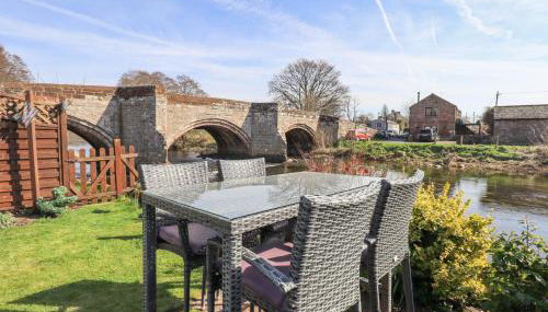 Beckside Cottage - Photo 1