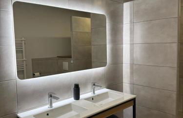 Maison avec Jardin 6 Couchages & Parking gratuit à proximité du Futuroscope - Foto 8