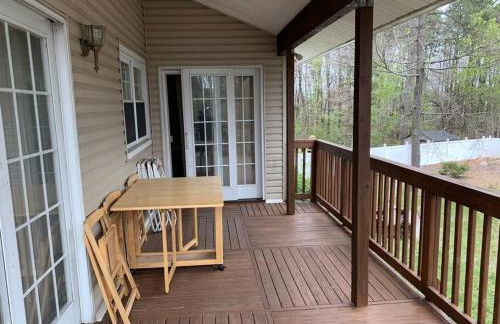 Beautiful 4-bedroom pool home with 2-story deck! - Foto 4