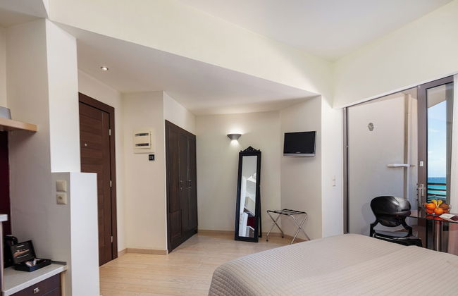 Steris Elegant Beach Hotel - Foto 9