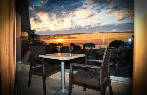 Seaside Luxury Apartments Kremasti - Foto 2